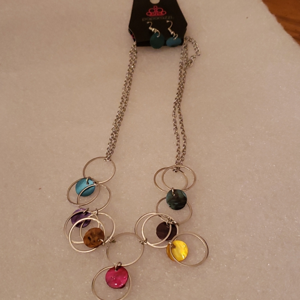Necklace w earrings